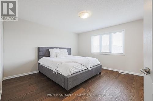 15 Davidson Drive, New Tecumseth, ON - Indoor Photo Showing Bedroom