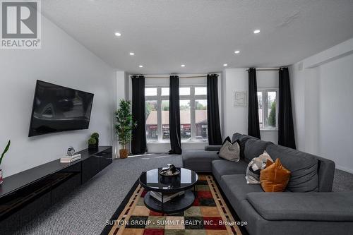 103 John Street, Halton Hills, ON - Indoor Photo Showing Living Room