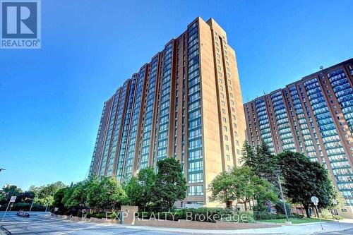 405 - 145 Hillcrest Avenue, Mississauga, ON - Outdoor With Facade