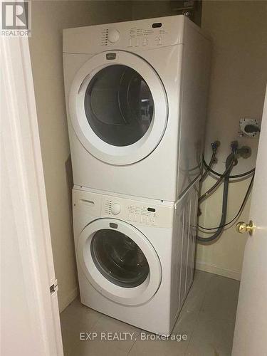 405 - 145 Hillcrest Avenue, Mississauga, ON - Indoor Photo Showing Laundry Room