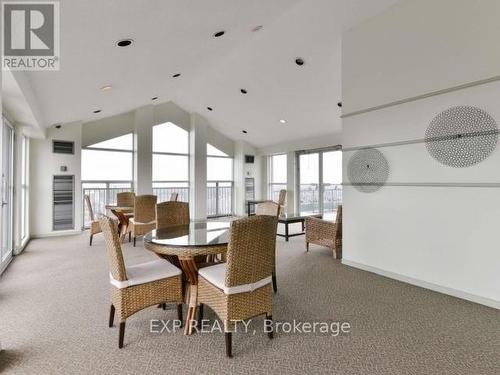 405 - 145 Hillcrest Avenue, Mississauga, ON - Indoor Photo Showing Other Room