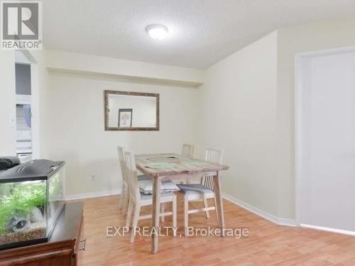 405 - 145 Hillcrest Avenue, Mississauga, ON - Indoor Photo Showing Dining Room