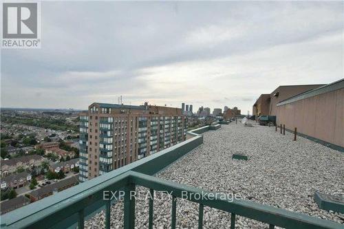 405 - 145 Hillcrest Avenue, Mississauga, ON - Outdoor With View