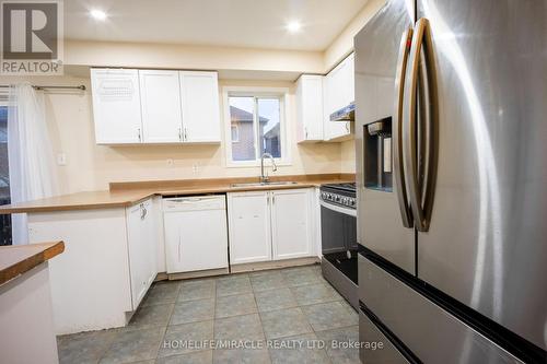 90 Tideland Drive, Brampton, ON - Indoor Photo Showing Kitchen