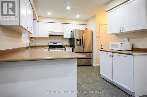 90 Tideland Drive, Brampton, ON - Indoor Photo Showing Kitchen