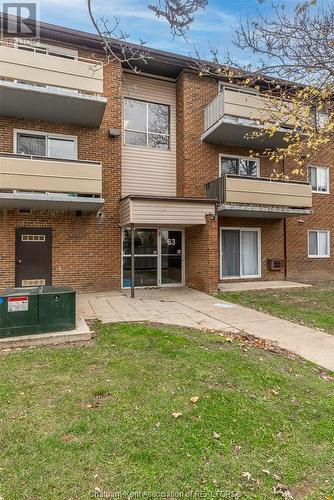 63 Baldoon Road Unit# 302, Chatham, ON - Outdoor With Balcony