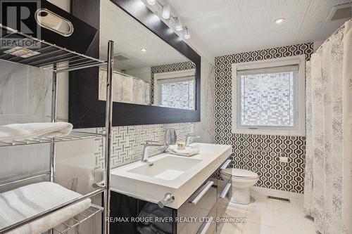 224 Arden Drive, Oshawa, ON - Indoor Photo Showing Bathroom