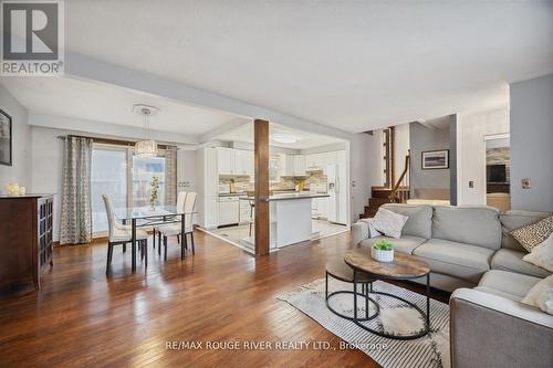 224 Arden Drive, Oshawa, ON - Indoor Photo Showing Living Room