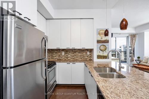 1911 - 385 Prince Of Wales Drive, Mississauga, ON - Indoor Photo Showing Kitchen With Double Sink With Upgraded Kitchen