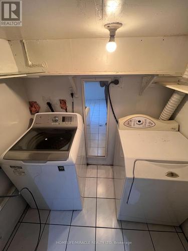 1040 Kennedy Road, Toronto, ON - Indoor Photo Showing Laundry Room