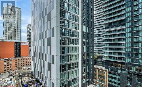 1215 - 88 Blue Jays Way, Toronto, ON - Outdoor With Facade