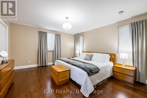 301 Kendalwood Road, Whitby, ON - Indoor Photo Showing Bedroom