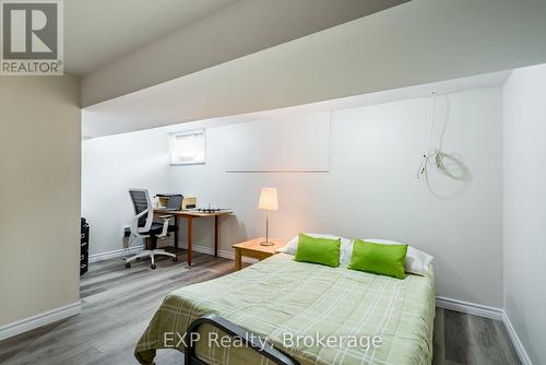 301 Kendalwood Road, Whitby, ON - Indoor Photo Showing Bedroom