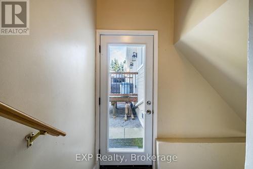 301 Kendalwood Road, Whitby, ON - Indoor Photo Showing Other Room