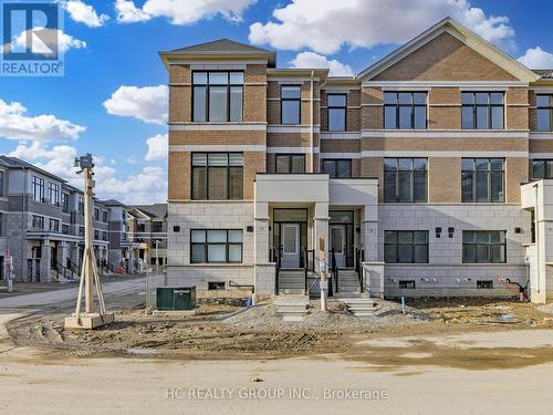 88 Millman Lane, Richmond Hill, ON - Outdoor With Facade