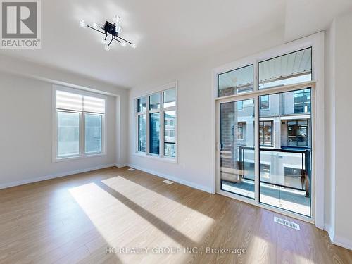 88 Millman Lane, Richmond Hill, ON - Indoor Photo Showing Other Room