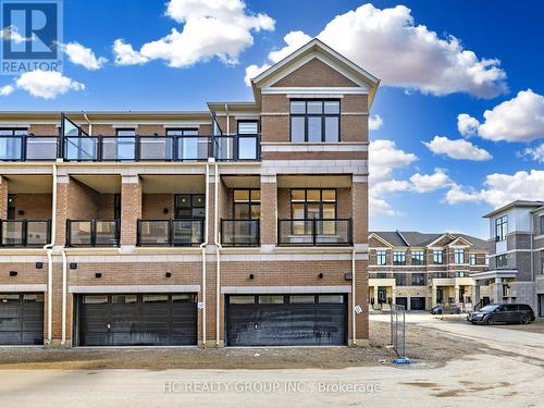 88 Millman Lane, Richmond Hill, ON - Outdoor With Facade