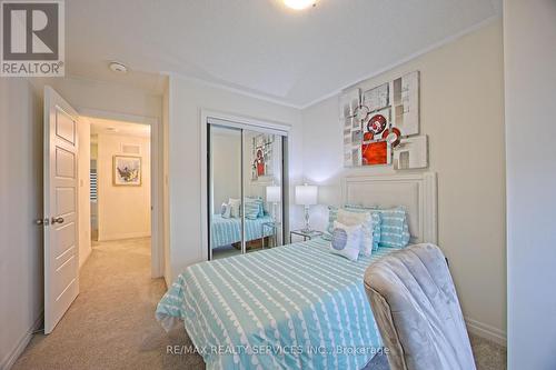 143 William Booth Avenue, Newmarket, ON - Indoor Photo Showing Bedroom