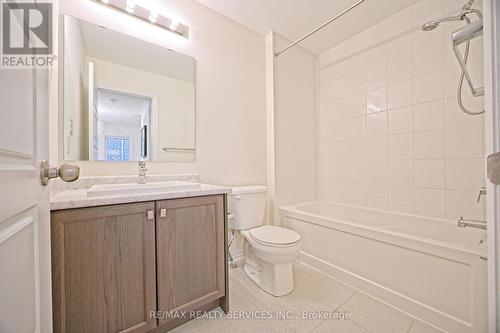 143 William Booth Avenue, Newmarket, ON - Indoor Photo Showing Bathroom