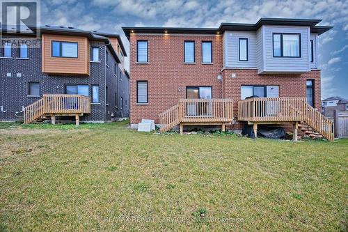 143 William Booth Avenue, Newmarket, ON - Outdoor With Deck Patio Veranda With Exterior