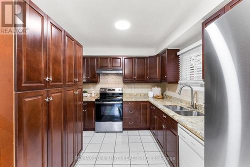 1645 Middleton Street, Pickering, ON - Indoor Photo Showing Kitchen With Double Sink