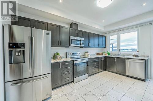 239 - 30 Times Square Boulevard, Hamilton, ON - Indoor Photo Showing Kitchen