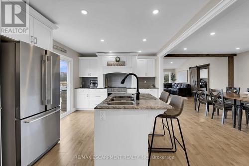 1424 Concession 6 Woodhouse, Norfolk, ON - Indoor Photo Showing Kitchen With Double Sink With Upgraded Kitchen