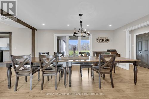 1424 Concession 6 Woodhouse, Norfolk, ON - Indoor Photo Showing Dining Room