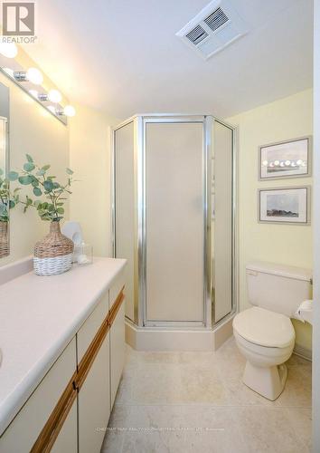 207 - 8 Christopher Court, Guelph, ON - Indoor Photo Showing Bathroom