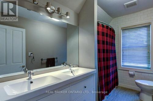 370 Main Street E, Minto, ON - Indoor Photo Showing Bathroom