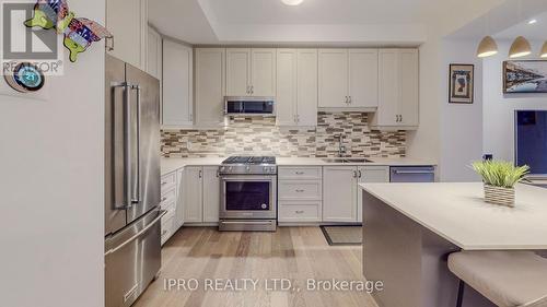 49 - 30 Times Square Boulevard, Hamilton, ON - Indoor Photo Showing Kitchen With Stainless Steel Kitchen With Double Sink With Upgraded Kitchen