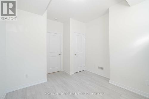 83 - 261 Woodbine Avenue, Kitchener, ON - Indoor Photo Showing Other Room