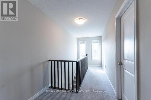 63 Crossings Way, Hamilton, ON - Indoor Photo Showing Other Room