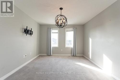 63 Crossings Way, Hamilton, ON - Indoor Photo Showing Other Room