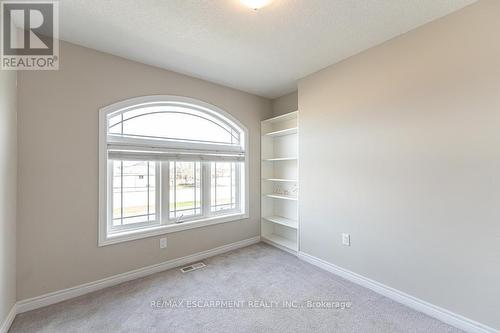 63 Crossings Way, Hamilton, ON - Indoor Photo Showing Other Room