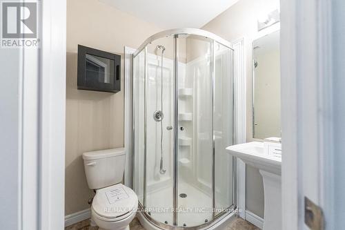 63 Crossings Way, Hamilton, ON - Indoor Photo Showing Bathroom