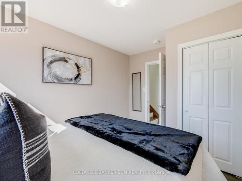 324 Rosemount Drive, Kitchener, ON - Indoor Photo Showing Bedroom