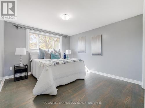 324 Rosemount Drive, Kitchener, ON - Indoor Photo Showing Bedroom