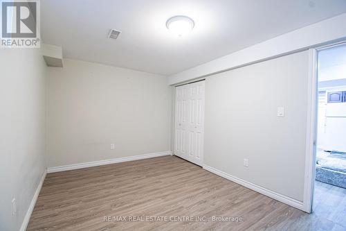 1 Colonial Drive, Guelph, ON - Indoor Photo Showing Other Room