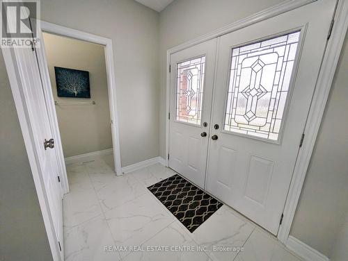 1 Colonial Drive, Guelph, ON - Indoor Photo Showing Other Room