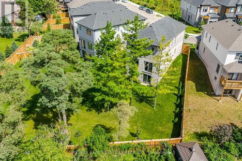 43 Ferris Circle, Guelph, ON - Outdoor