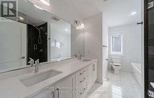 3319 Regiment Road, London, ON - Indoor Photo Showing Bathroom