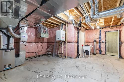 7 - 35 Midhurst Heights, Hamilton, ON - Indoor Photo Showing Basement