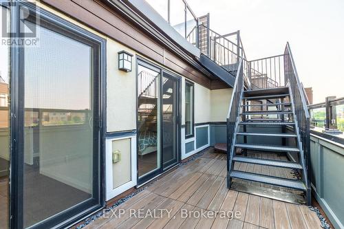 7 - 35 Midhurst Heights, Hamilton, ON - Outdoor With Balcony With Exterior