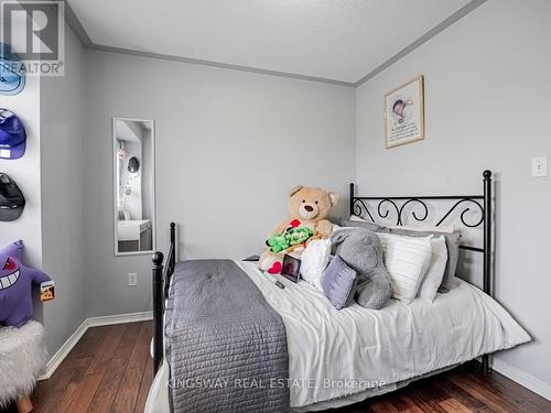 12 Bramcedar Crescent, Brampton, ON - Indoor Photo Showing Bedroom