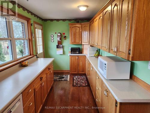 1164 Killarney Bay Road, Kawartha Lakes, ON - Indoor Photo Showing Kitchen