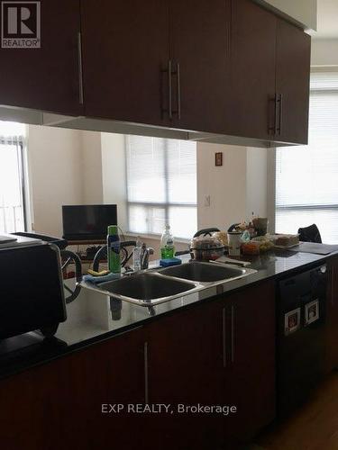 2906 - 310 Burnhamthorpe Road, Mississauga, ON - Indoor Photo Showing Kitchen With Double Sink