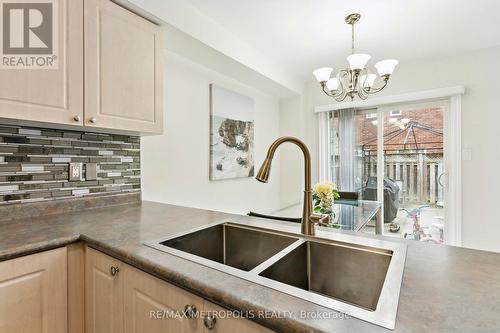 29 Mistdale Crescent, Brampton, ON - Indoor Photo Showing Kitchen With Double Sink