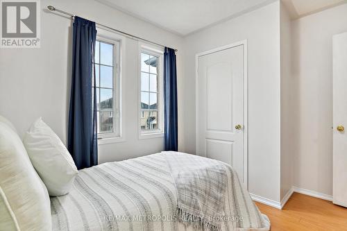 29 Mistdale Crescent, Brampton, ON - Indoor Photo Showing Bedroom