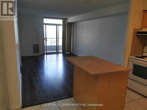 2726 - 3888 Duke Of York Boulevard, Mississauga, ON - Indoor Photo Showing Other Room